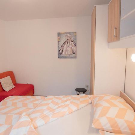 פורץ Apartments Mira 645 מראה חיצוני תמונה